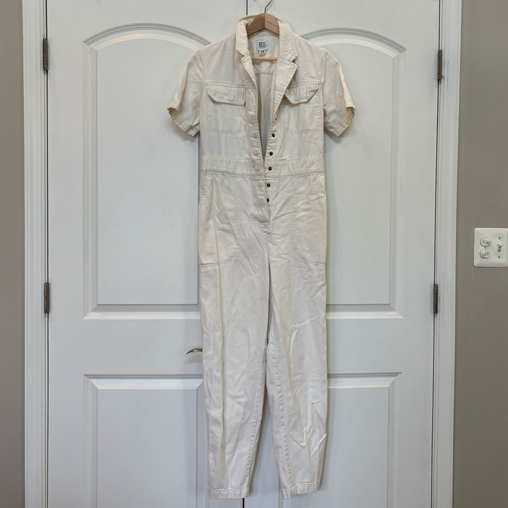 Urban Outfitters BDG Short Sleeve Cream Jumpsuit Sz M